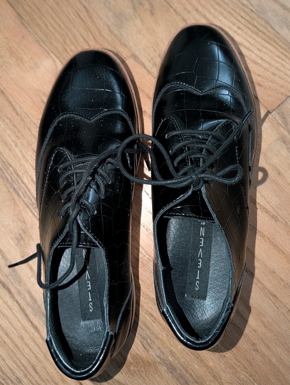 Steven by Steve Madden Black Croc Embossed Platform Oxford Sneakers Sz 8